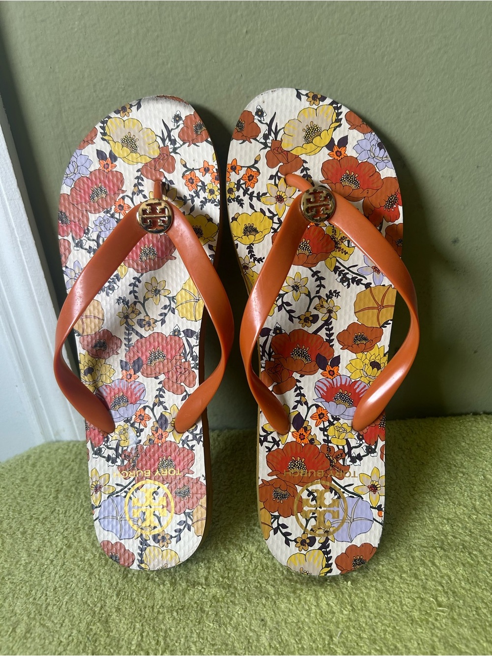 Tory Burch Orange Floral Logo Flip Flop Sandals Sz 11
